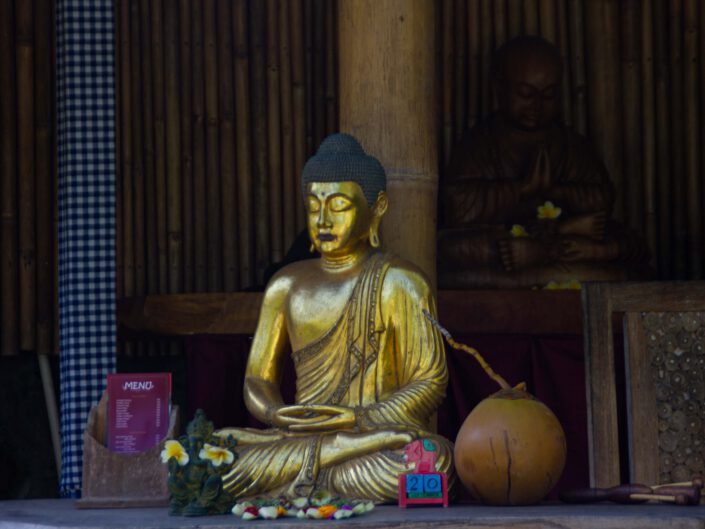 Budda in einem Balinesischen Tempel
